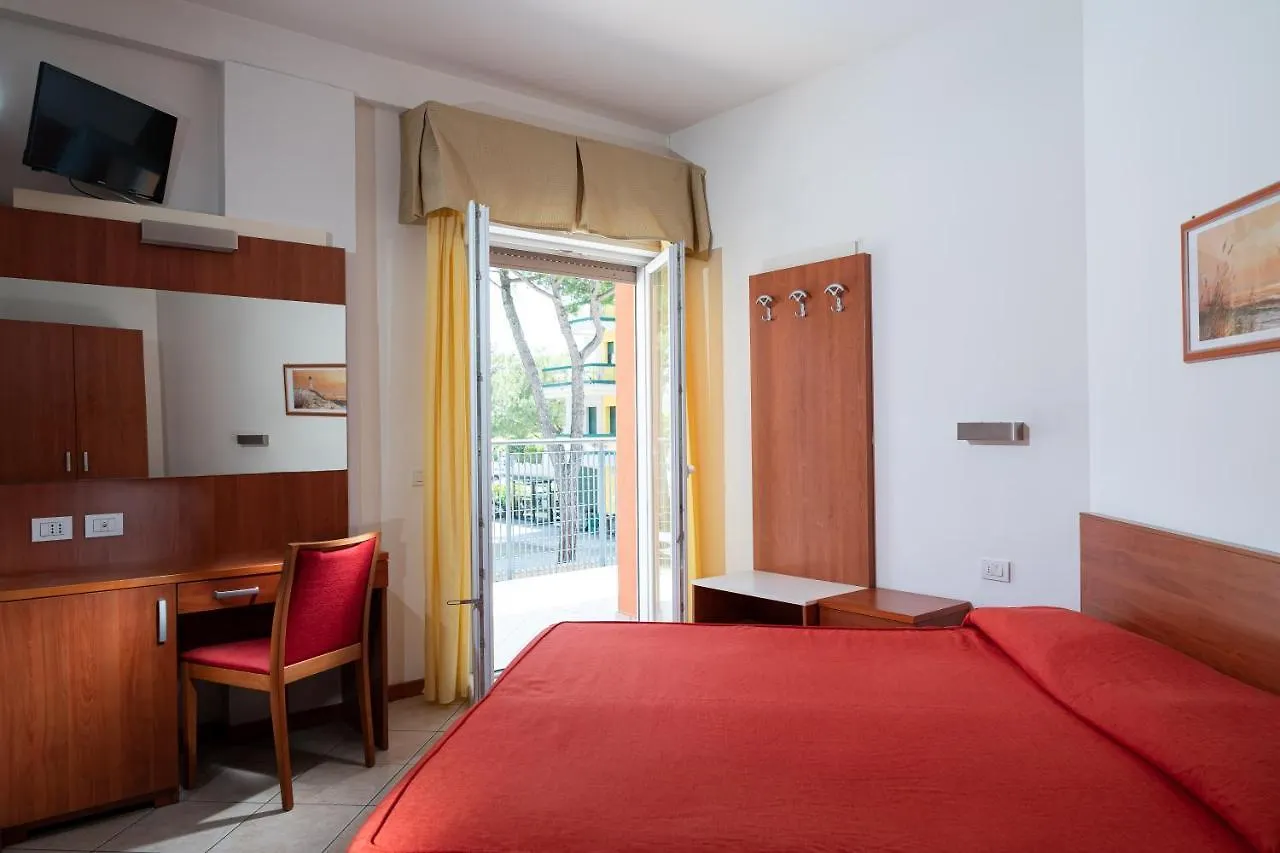 Hotel Sheila Lido di Jesolo 4*,